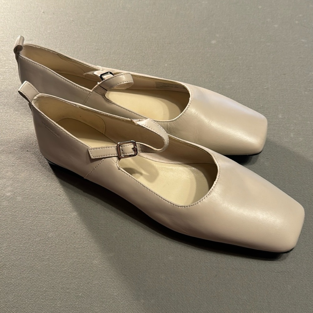 Vegabond women’s shoe size 9
